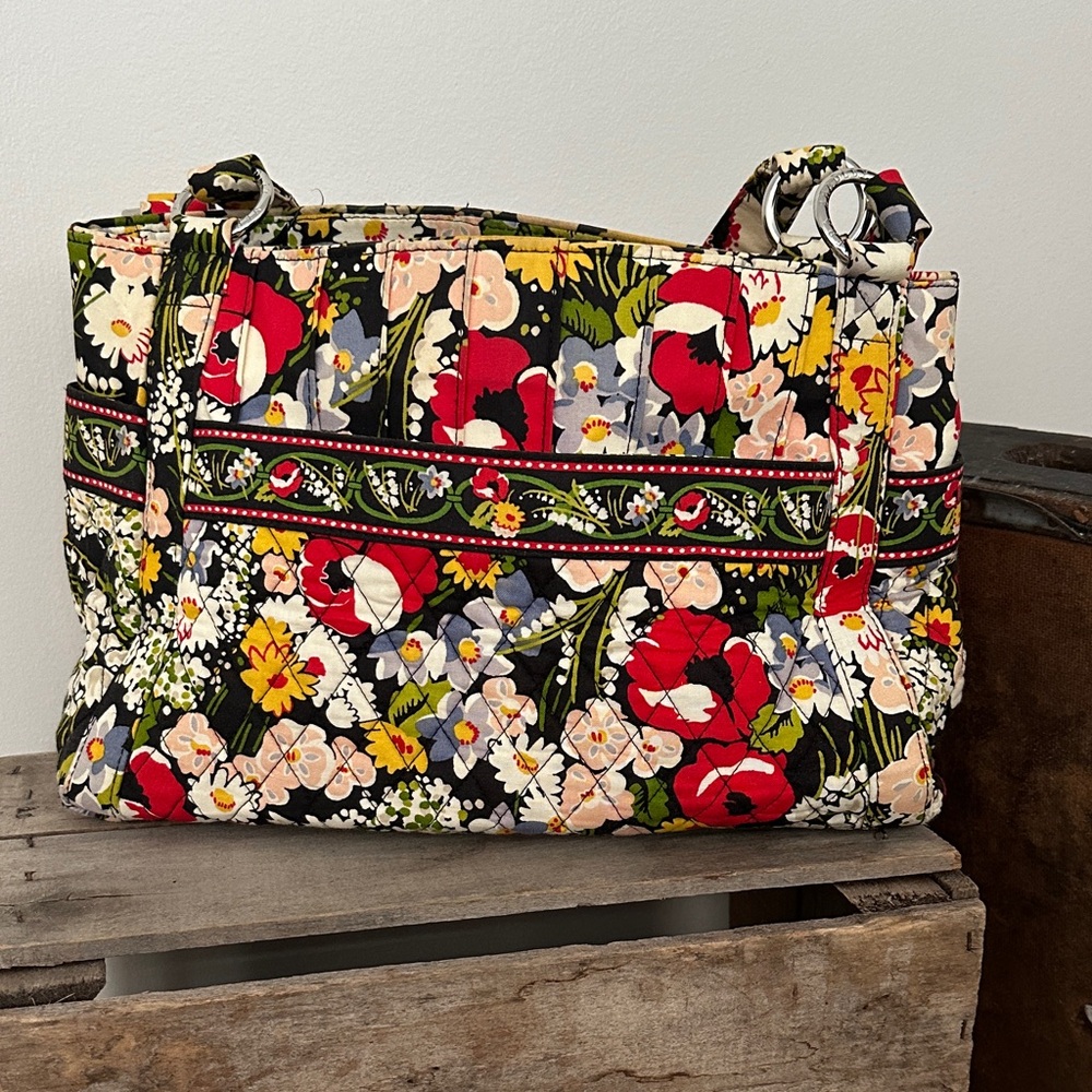VERA BRADLEY Retired Poppy Handbag Purse NWOT